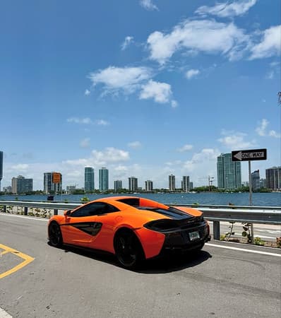 2019-mclaren-570s-orange