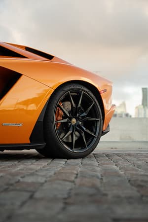 aventador-s