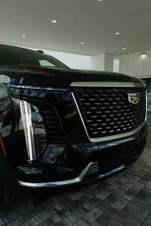escalade-esv-sport-2025