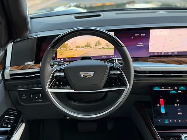 escalade-esv-sport-platinum-2025