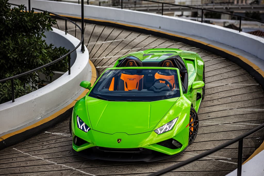 lamborghini-huracan-evo-green