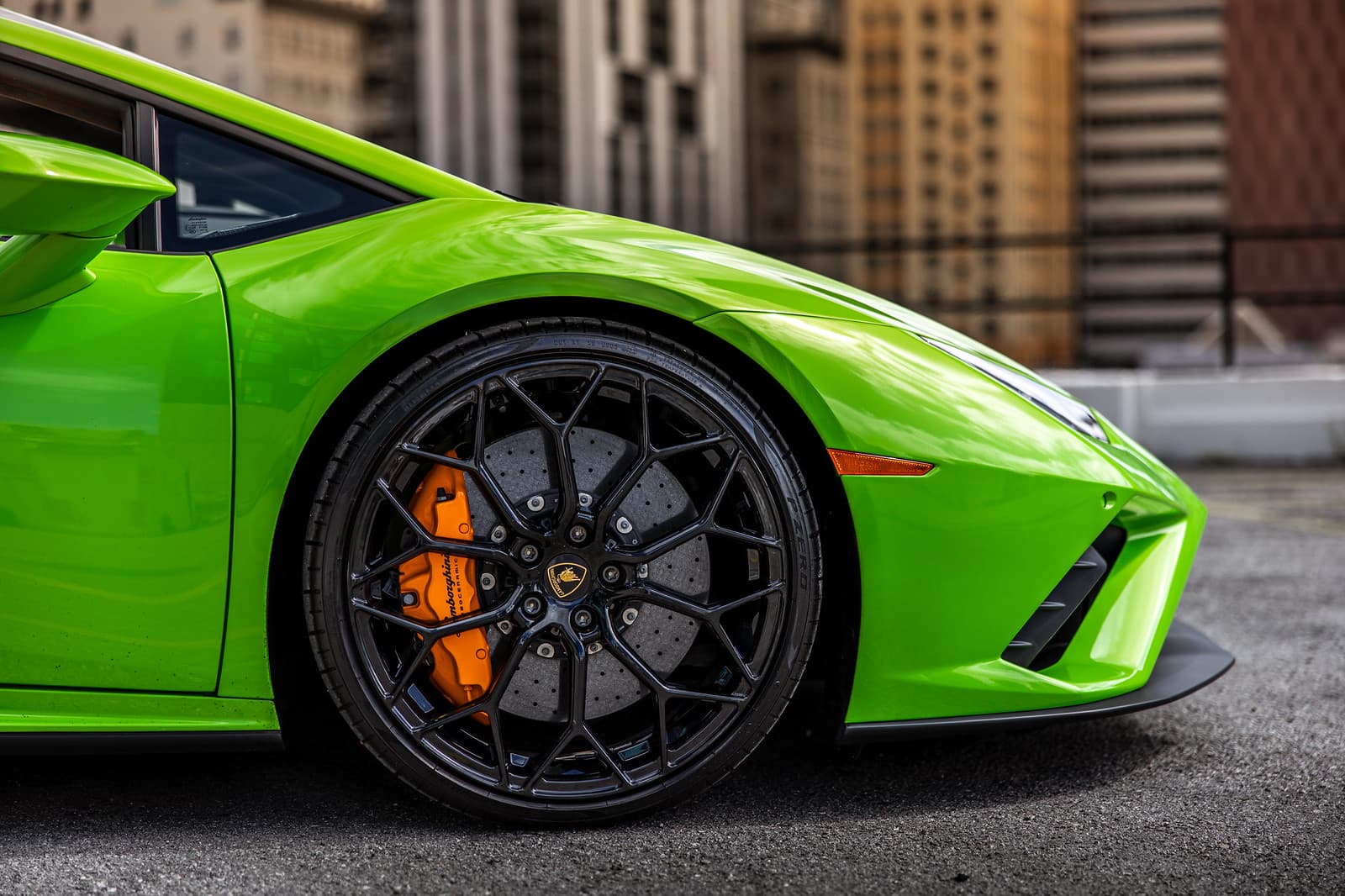 lamborghini-huracan-evo-green