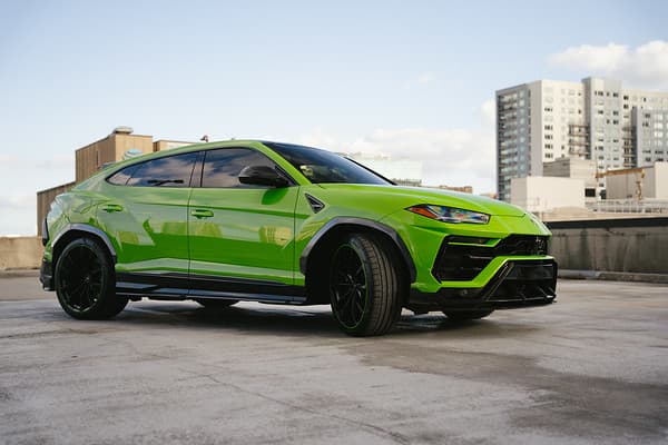lamborghini-urus
