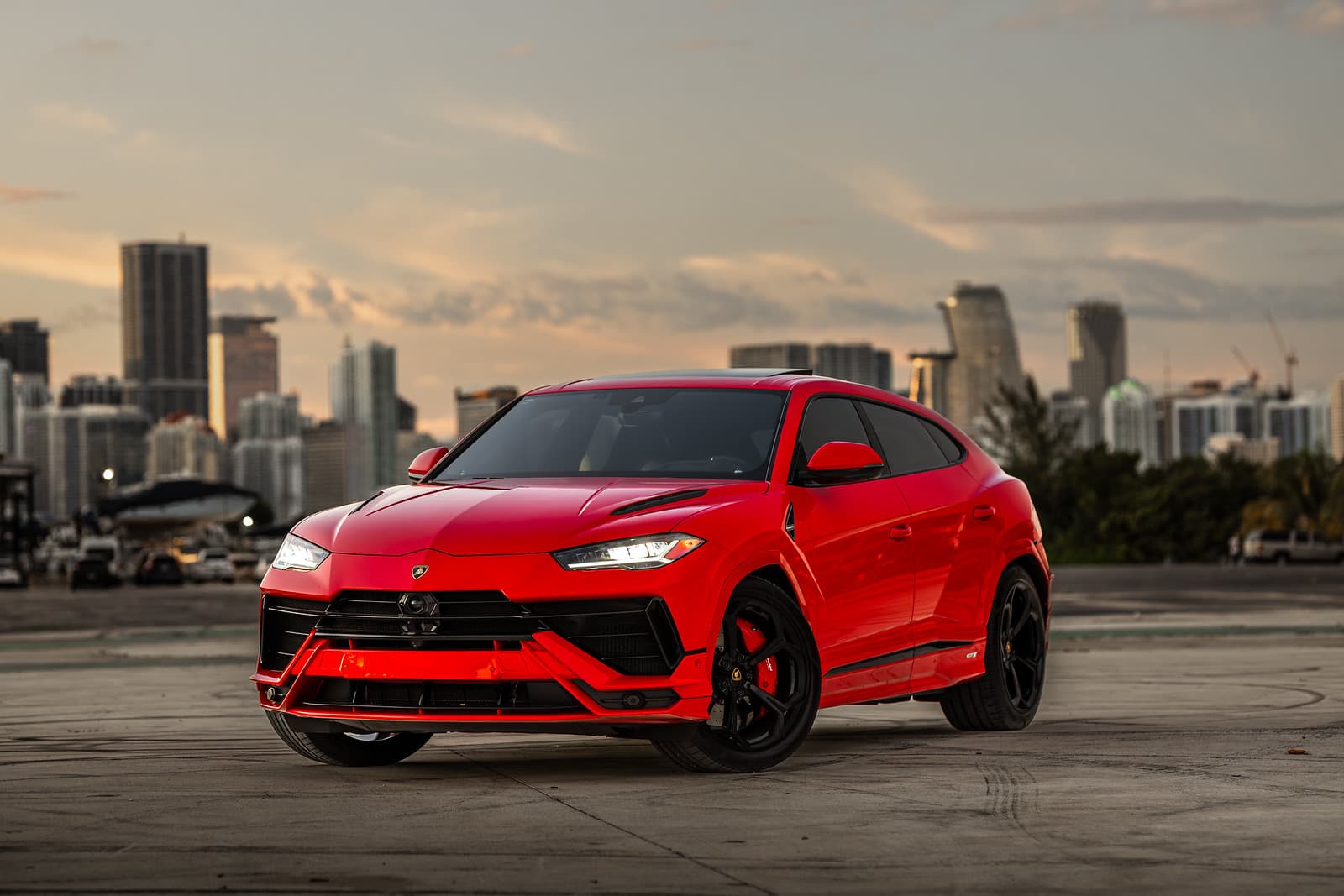 lamborghini-urus-s