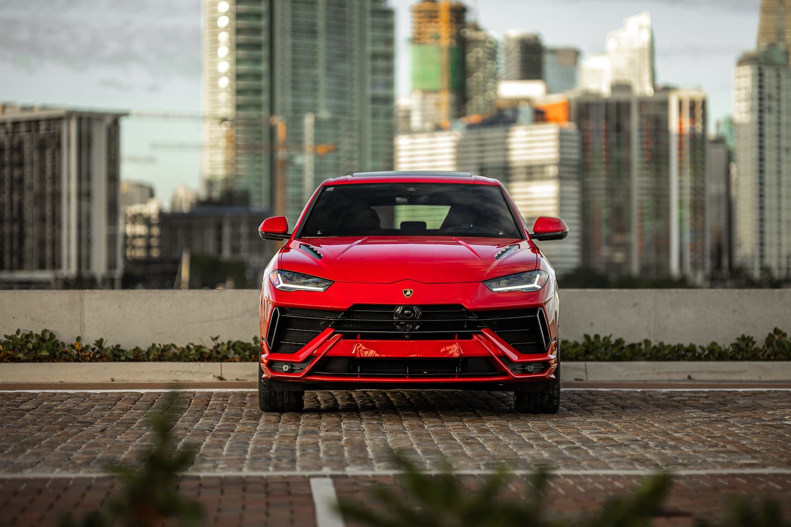 lamborghini-urus-s