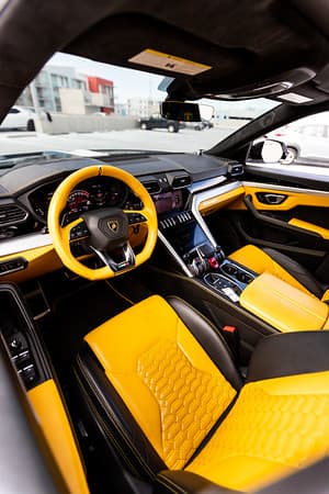 lamborghini-urus-wide-body