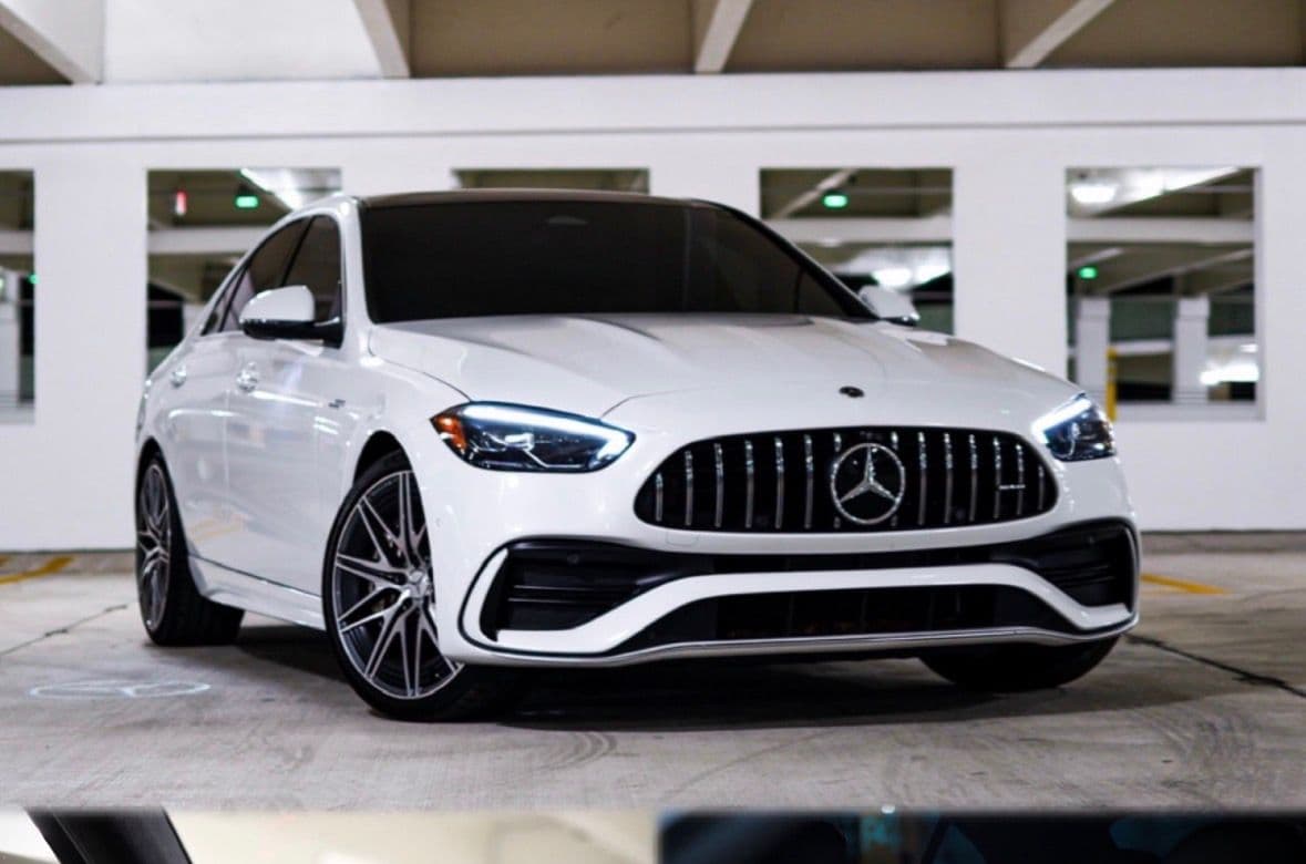 mercedes-amg-c63-white