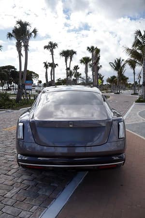 rolls-royce-spectre