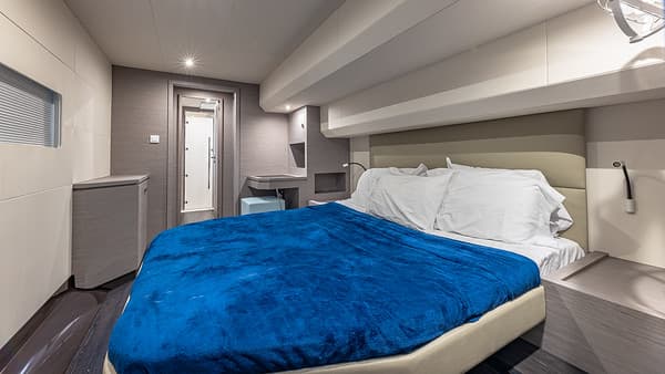 50ft-fountaine-pajot-2023-happy