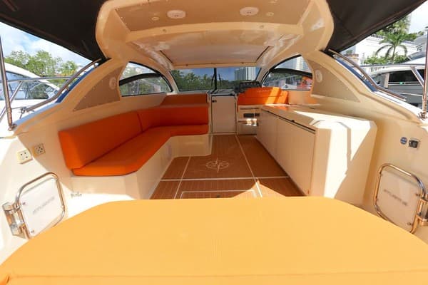 52ft-azimut-sport-luxury-yacht