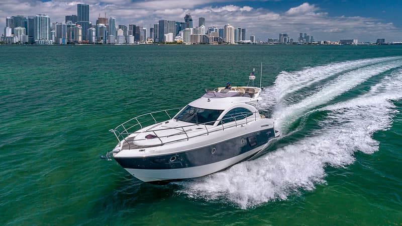52ft-the-ark-flybridge-yacht
