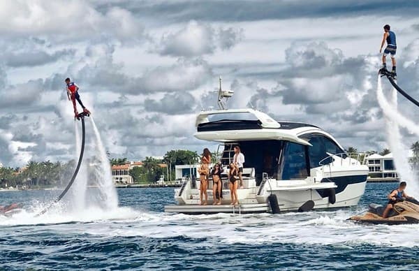 55ft-galeon-yacht