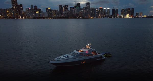 63ft-life-is-great-yacht