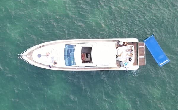 63ft-life-is-great-yacht