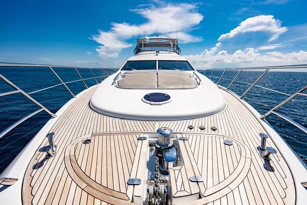 70ft-azimut-flybridge-days-like