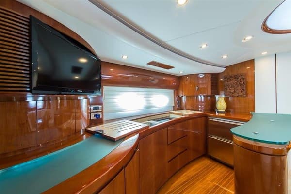 72ft-azimut-flybridge-yacht