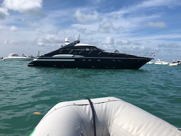 72ft-azimut-flybridge-yacht