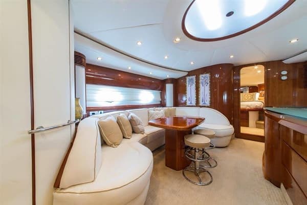 72ft-azimut-flybridge-yacht